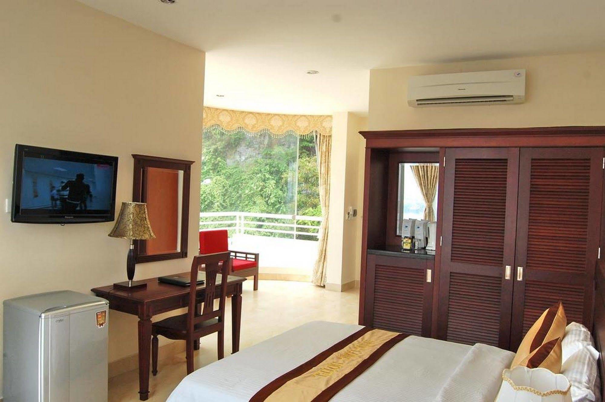ฮัง ลอง ฮาร์เบอร์ โฮเต็ล Hotel Dong Khe Sau ภายนอก รูปภาพ