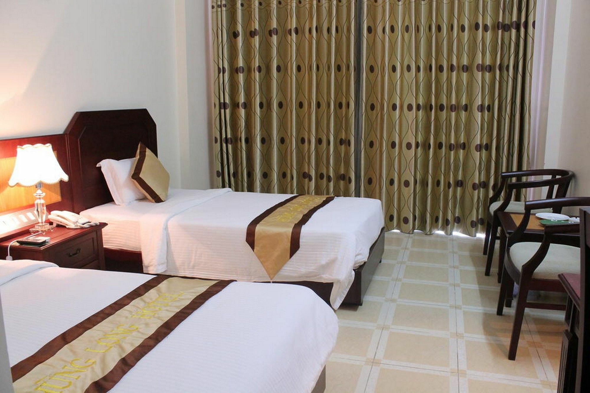 ฮัง ลอง ฮาร์เบอร์ โฮเต็ล Hotel Dong Khe Sau ภายนอก รูปภาพ